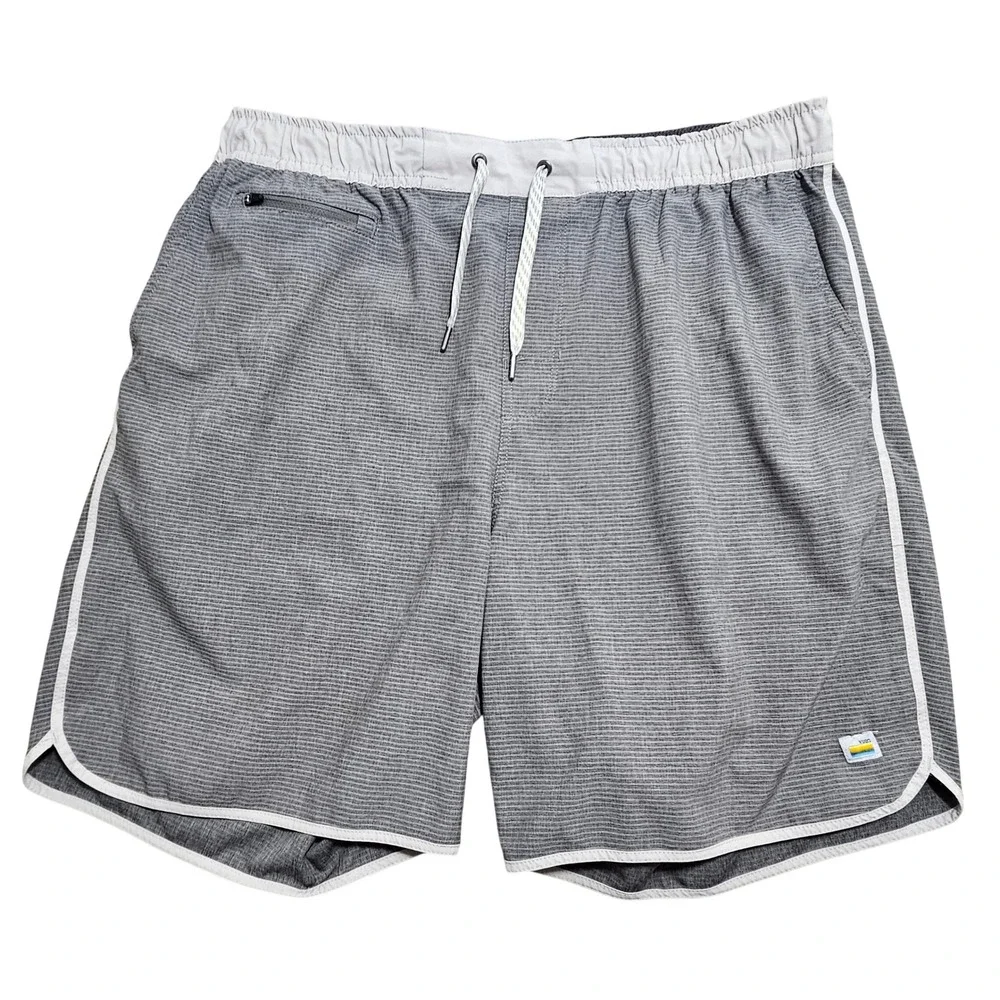 Vuori Cruise Boardshorts Mens XXL Grey‎ White Stripe Performance Swim V330